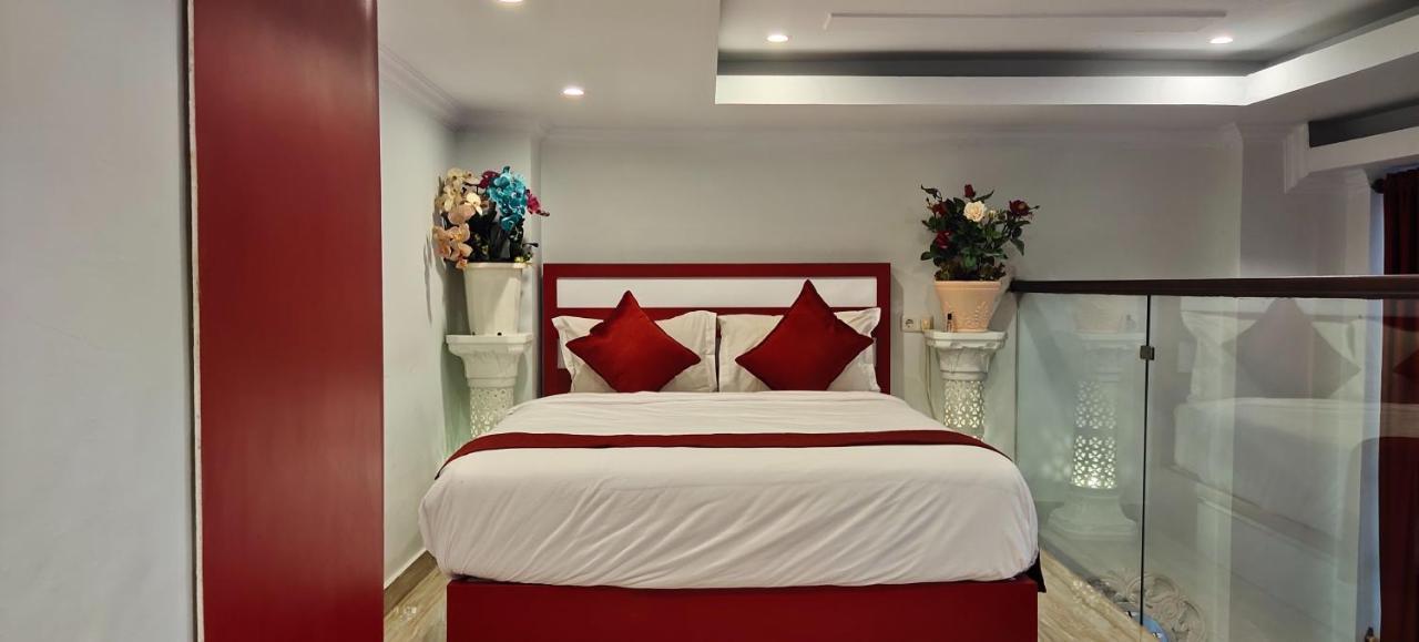 D&D Guest House & Cafe Syariah Medan Exterior foto